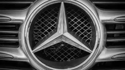 Comment choisir un garage spécialisé pour l'achat d'une Mercedes d'occasion