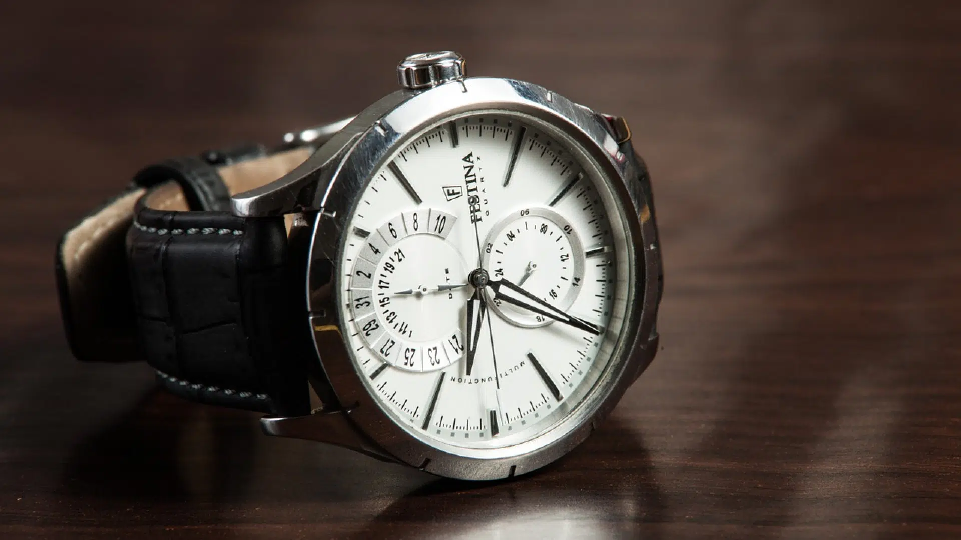 Le bracelet de votre montre, c'est l'accessoire de mode incontournable 
