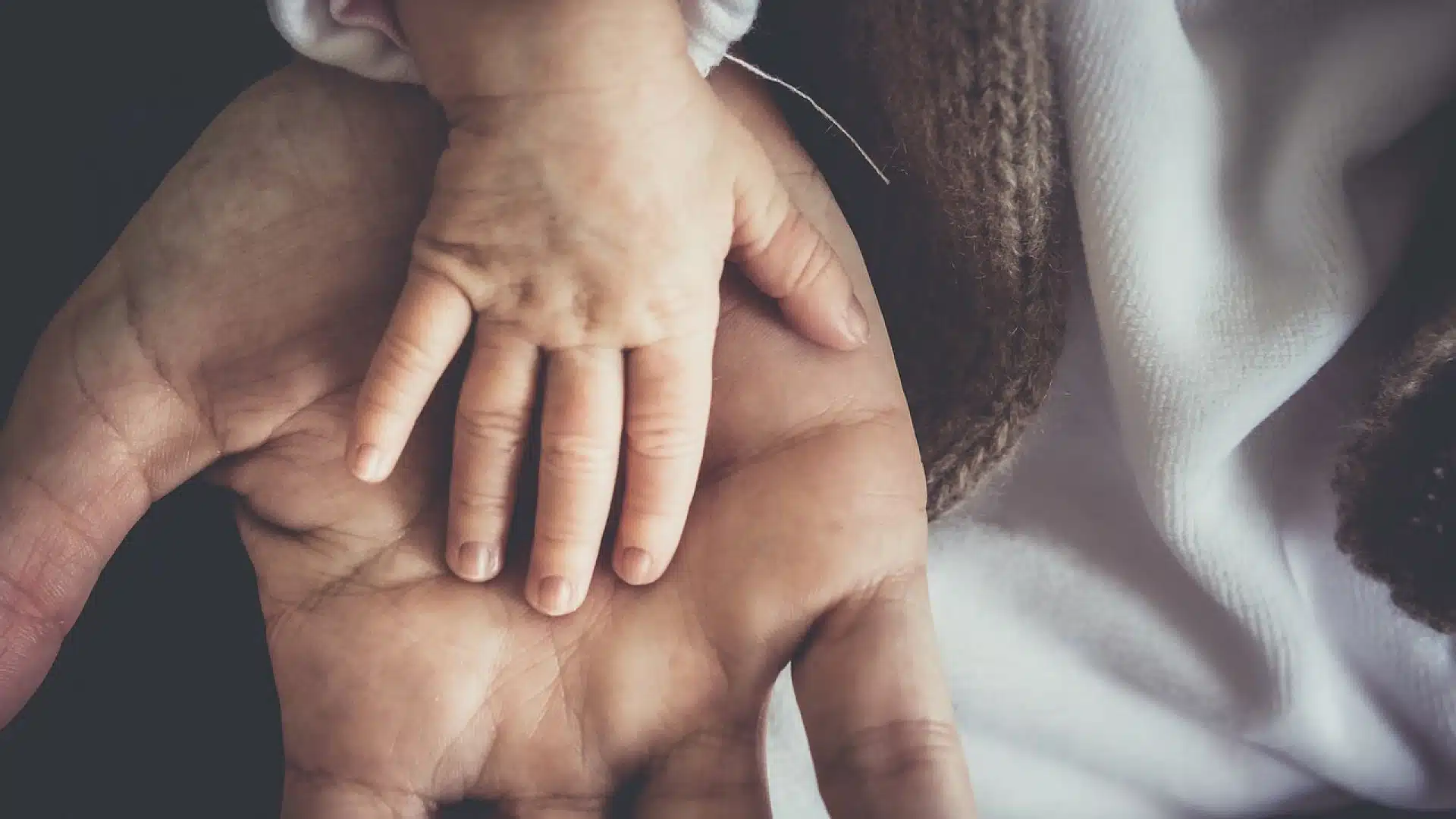 Les dernières tendances en matière de faire-part de naissance à connaître 